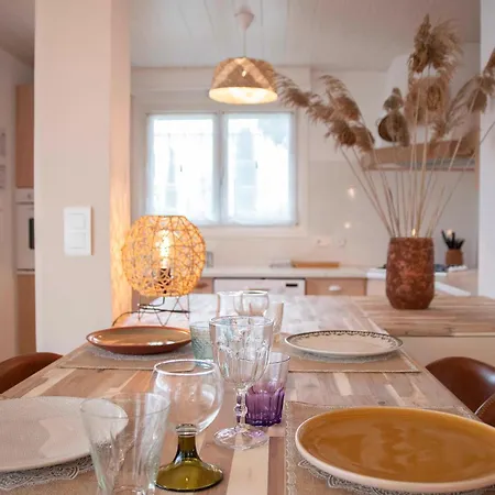 Bed & Breakfast La Bastide Des Bourguets Adults Only, Mont Ventoux
