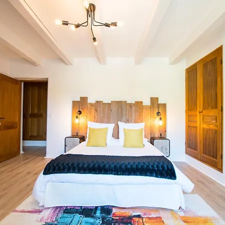 Bed & Breakfast La Bastide Des Bourguets Adults Only, Mont Ventoux