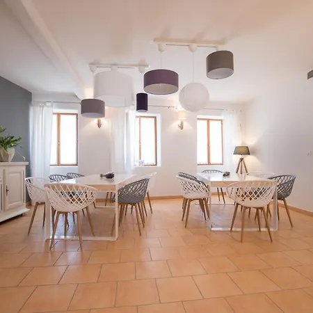 La Bastide Des Bourguets Adults Only, Mont Ventoux Nocleg ze śniadaniem 4*