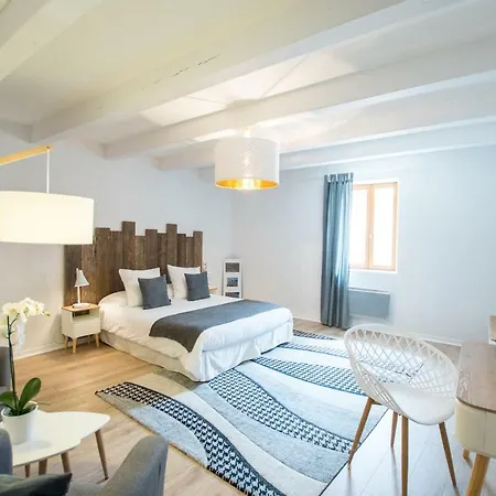 Bed & Breakfast La Bastide Des Bourguets Adults Only, Mont Ventoux